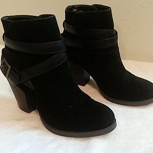 Heeled booties